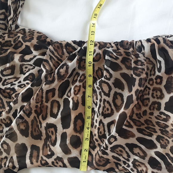 Lovely Animal Print Top - Picture 10 of 10